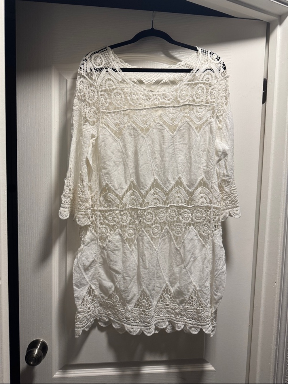 White Lace Women’s Swim Coverup